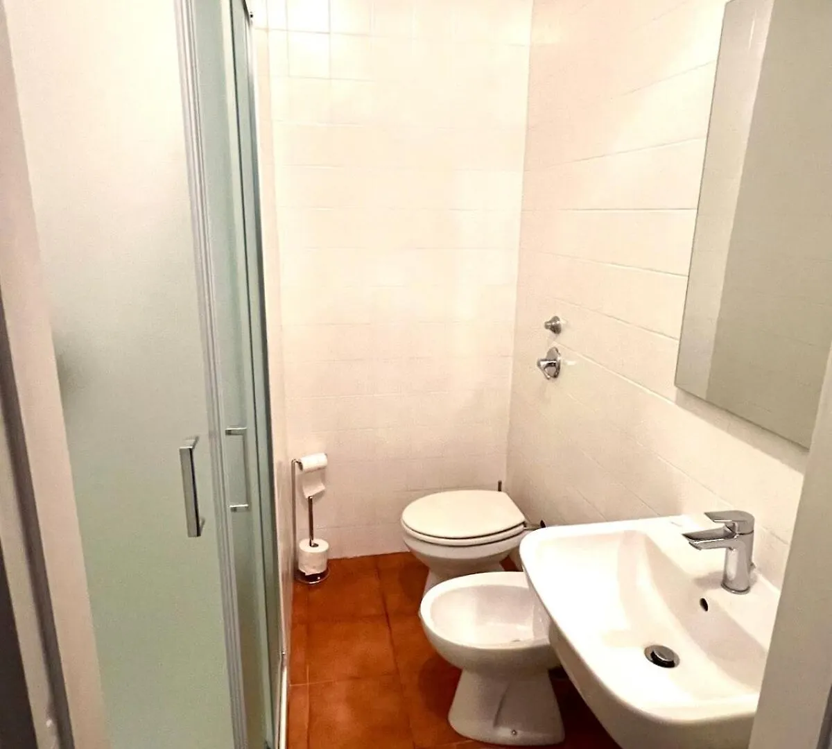 Apartament Appartamento Sinner Luino