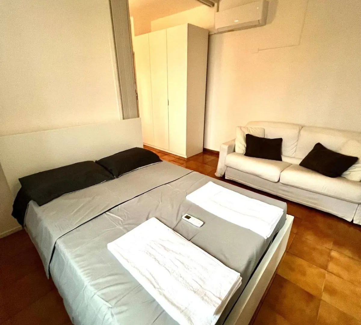 Apartament Appartamento Sinner Luino Włochy
